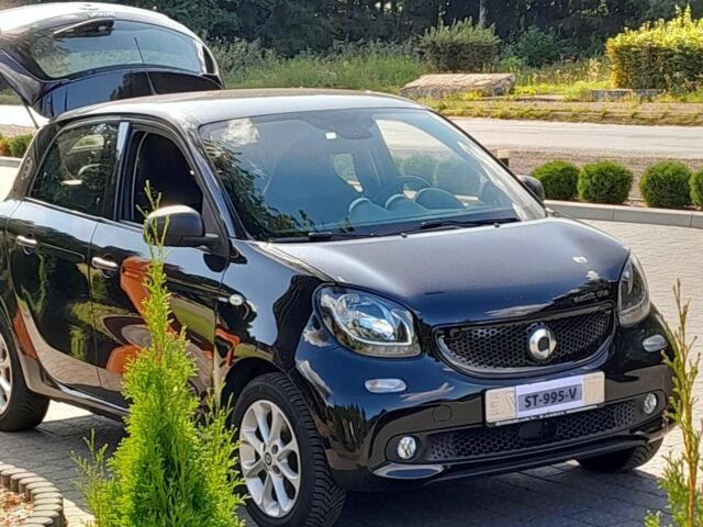 Чорний Смарт Forfour, об'ємом двигуна 0 л та пробігом 117 тис. км за 7900 $, фото 3 на Automoto.ua