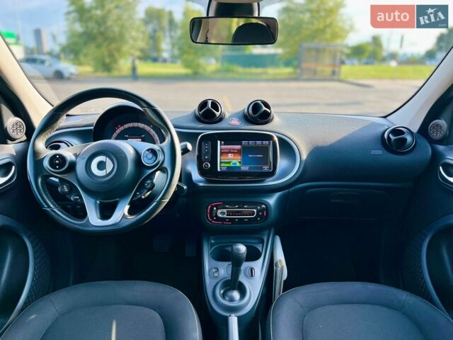 Чорний Смарт Forfour, об'ємом двигуна 0.9 л та пробігом 86 тис. км за 7999 $, фото 24 на Automoto.ua