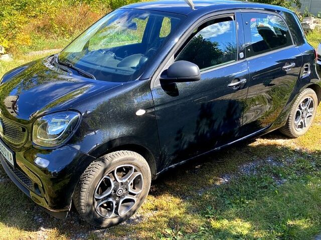 Чорний Смарт Forfour, об'ємом двигуна 22 л та пробігом 46 тис. км за 10300 $, фото 1 на Automoto.ua