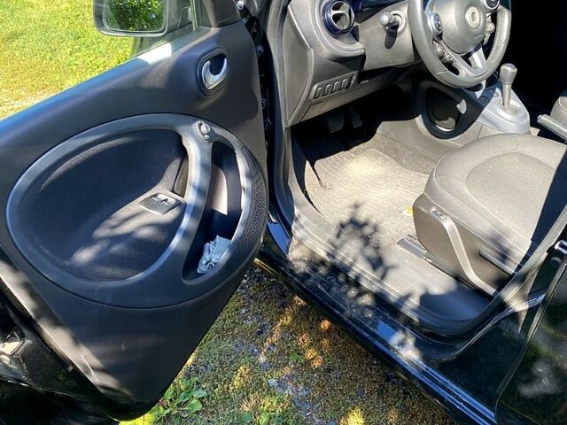 Чорний Смарт Forfour, об'ємом двигуна 22 л та пробігом 46 тис. км за 10300 $, фото 10 на Automoto.ua