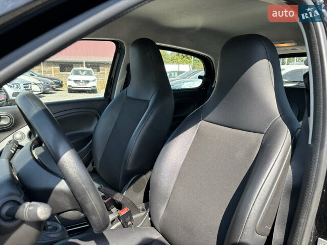 Чорний Смарт Forfour, об'ємом двигуна 0 л та пробігом 113 тис. км за 7200 $, фото 7 на Automoto.ua