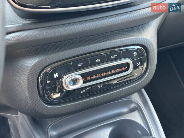 Чорний Смарт Forfour, об'ємом двигуна 0 л та пробігом 113 тис. км за 7200 $, фото 11 на Automoto.ua