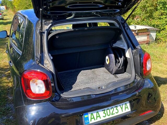 Чорний Смарт Forfour, об'ємом двигуна 22 л та пробігом 46 тис. км за 10300 $, фото 4 на Automoto.ua