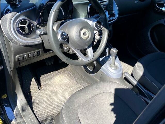 Чорний Смарт Forfour, об'ємом двигуна 22 л та пробігом 46 тис. км за 10300 $, фото 5 на Automoto.ua