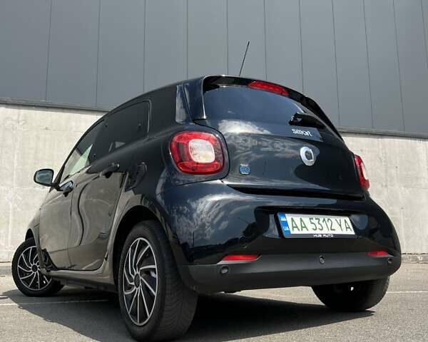 Чорний Смарт Forfour, об'ємом двигуна 0 л та пробігом 60 тис. км за 11499 $, фото 10 на Automoto.ua