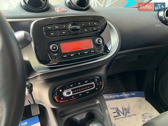 Чорний Смарт Forfour, об'ємом двигуна 0 л та пробігом 21 тис. км за 14499 $, фото 9 на Automoto.ua