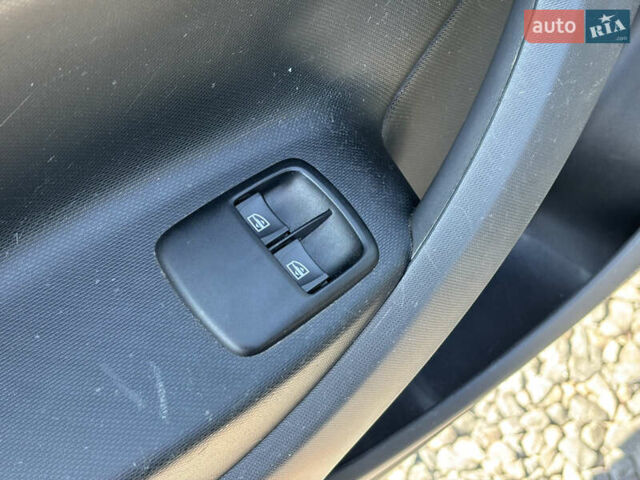 Чорний Смарт Forfour, об'ємом двигуна 0 л та пробігом 113 тис. км за 7200 $, фото 6 на Automoto.ua