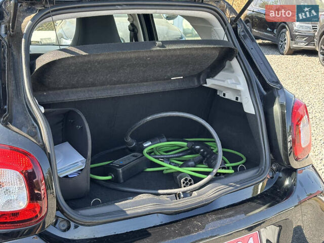 Чорний Смарт Forfour, об'ємом двигуна 0 л та пробігом 113 тис. км за 7200 $, фото 29 на Automoto.ua