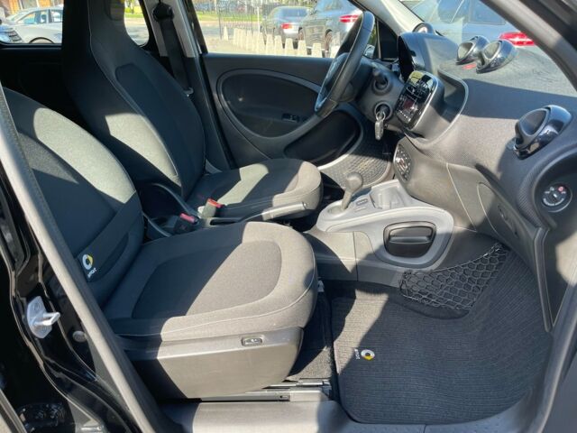 Чорний Смарт Forfour, об'ємом двигуна 0 л та пробігом 43 тис. км за 12500 $, фото 18 на Automoto.ua