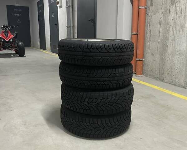 Чорний Смарт Forfour, об'ємом двигуна 0 л та пробігом 58 тис. км за 8500 $, фото 29 на Automoto.ua