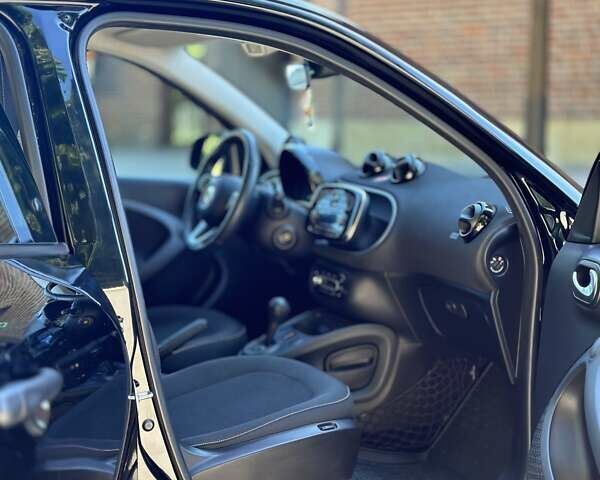 Чорний Смарт Forfour, об'ємом двигуна 0 л та пробігом 58 тис. км за 8900 $, фото 16 на Automoto.ua