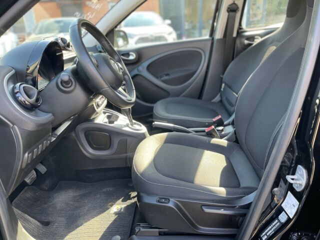 Чорний Смарт Forfour, об'ємом двигуна 0 л та пробігом 43 тис. км за 12500 $, фото 5 на Automoto.ua