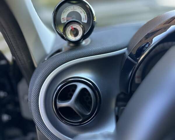 Чорний Смарт Forfour, об'ємом двигуна 0 л та пробігом 58 тис. км за 8500 $, фото 24 на Automoto.ua