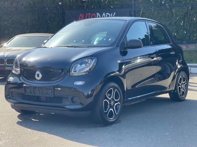 Чорний Смарт Forfour, об'ємом двигуна 0 л та пробігом 43 тис. км за 12500 $, фото 1 на Automoto.ua