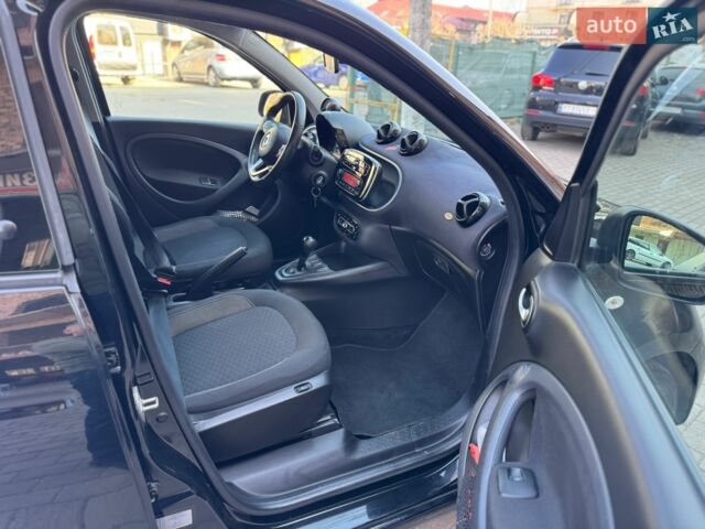 Чорний Смарт Forfour, об'ємом двигуна 0 л та пробігом 35 тис. км за 7500 $, фото 9 на Automoto.ua
