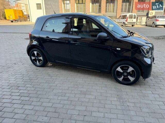 Чорний Смарт Forfour, об'ємом двигуна 0 л та пробігом 35 тис. км за 7500 $, фото 14 на Automoto.ua