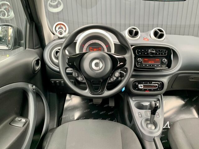 Чорний Смарт Forfour, об'ємом двигуна 0 л та пробігом 16 тис. км за 16900 $, фото 25 на Automoto.ua