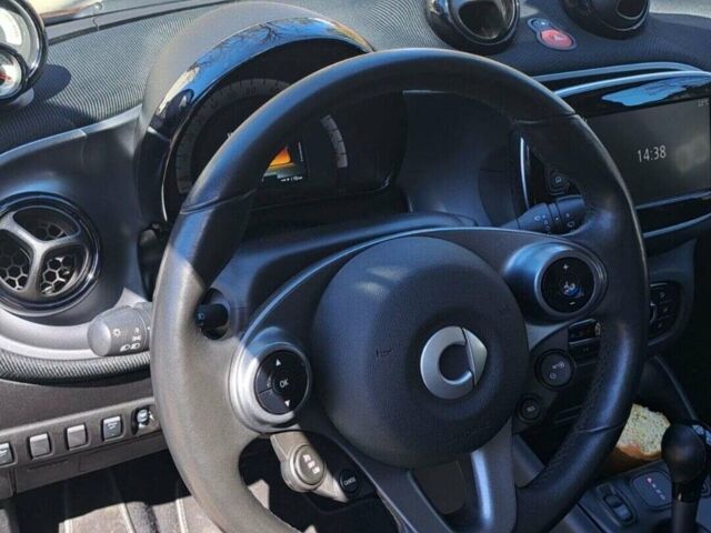 Чорний Смарт Forfour, об'ємом двигуна 0 л та пробігом 61 тис. км за 9000 $, фото 10 на Automoto.ua