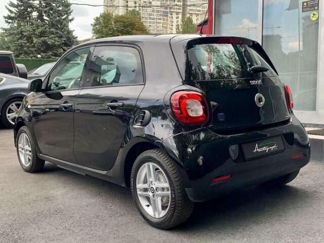 Чорний Смарт Forfour, об'ємом двигуна 0 л та пробігом 16 тис. км за 16900 $, фото 4 на Automoto.ua