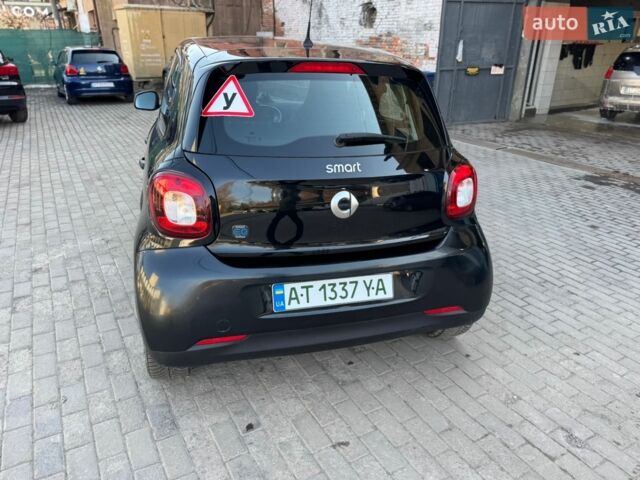 Чорний Смарт Forfour, об'ємом двигуна 0 л та пробігом 35 тис. км за 7500 $, фото 12 на Automoto.ua