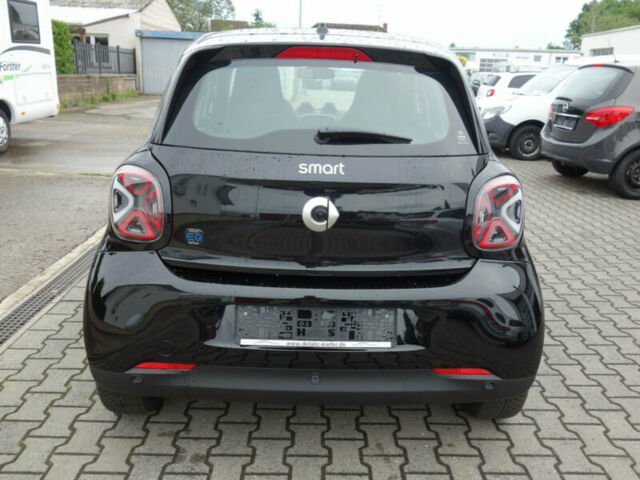 Чорний Смарт Forfour, об'ємом двигуна 0 л та пробігом 1 тис. км за 19000 $, фото 5 на Automoto.ua