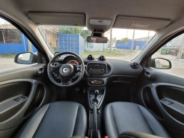 Чорний Смарт Forfour, об'ємом двигуна 0 л та пробігом 43 тис. км за 9600 $, фото 12 на Automoto.ua