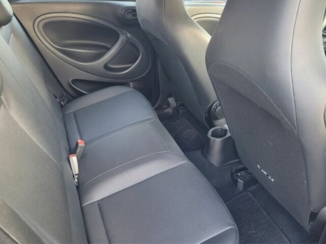 Чорний Смарт Forfour, об'ємом двигуна 0 л та пробігом 43 тис. км за 9600 $, фото 7 на Automoto.ua