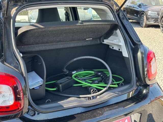 Чорний Смарт Forfour, об'ємом двигуна 0 л та пробігом 113 тис. км за 8100 $, фото 25 на Automoto.ua
