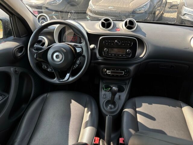 Чорний Смарт Forfour, об'ємом двигуна 0 л та пробігом 113 тис. км за 8100 $, фото 18 на Automoto.ua