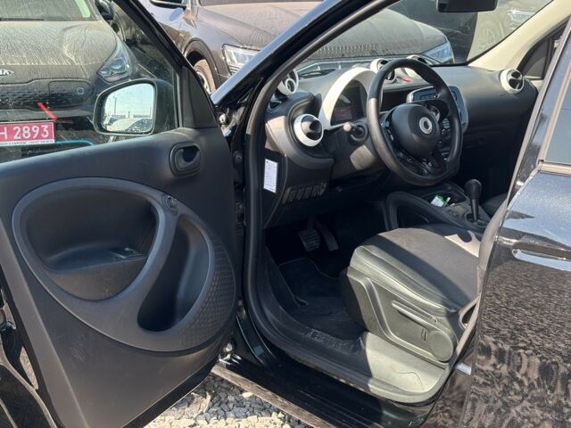 Чорний Смарт Forfour, об'ємом двигуна 0 л та пробігом 113 тис. км за 8100 $, фото 20 на Automoto.ua