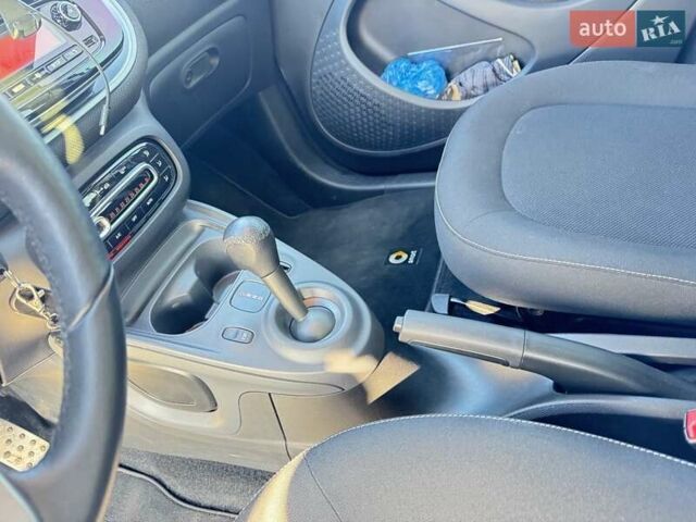 Коричневий Смарт Forfour, об'ємом двигуна 0 л та пробігом 36 тис. км за 8800 $, фото 24 на Automoto.ua