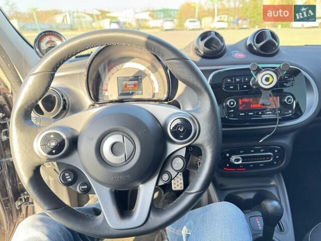 Коричневий Смарт Forfour, об'ємом двигуна 0 л та пробігом 36 тис. км за 8800 $, фото 19 на Automoto.ua