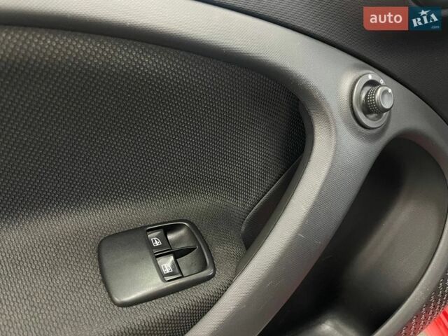 Червоний Смарт Forfour, об'ємом двигуна 0.9 л та пробігом 140 тис. км за 9490 $, фото 15 на Automoto.ua