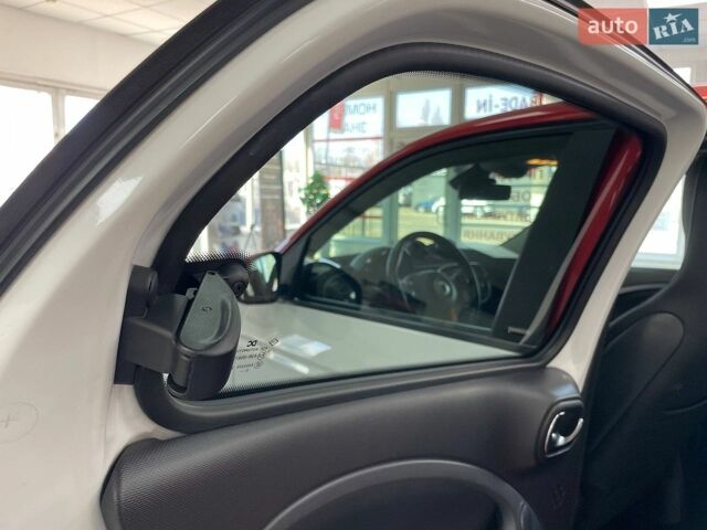 Червоний Смарт Forfour, об'ємом двигуна 0.9 л та пробігом 140 тис. км за 7990 $, фото 37 на Automoto.ua