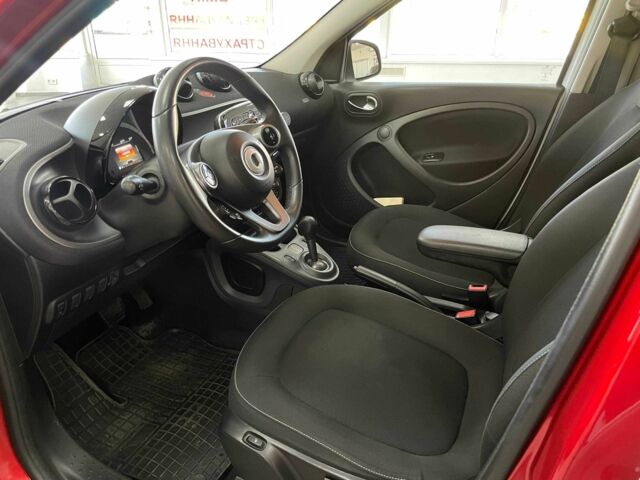Червоний Смарт Forfour, об'ємом двигуна 0.9 л та пробігом 140 тис. км за 8990 $, фото 7 на Automoto.ua