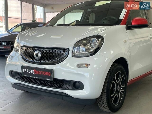 Червоний Смарт Forfour, об'ємом двигуна 0.9 л та пробігом 140 тис. км за 7990 $, фото 4 на Automoto.ua