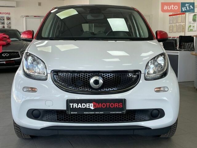 Червоний Смарт Forfour, об'ємом двигуна 0.9 л та пробігом 140 тис. км за 7990 $, фото 2 на Automoto.ua