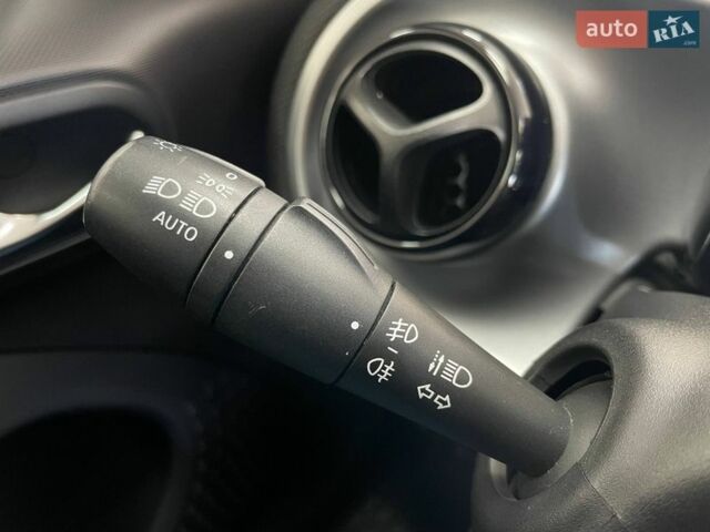 Червоний Смарт Forfour, об'ємом двигуна 0.9 л та пробігом 140 тис. км за 9490 $, фото 20 на Automoto.ua