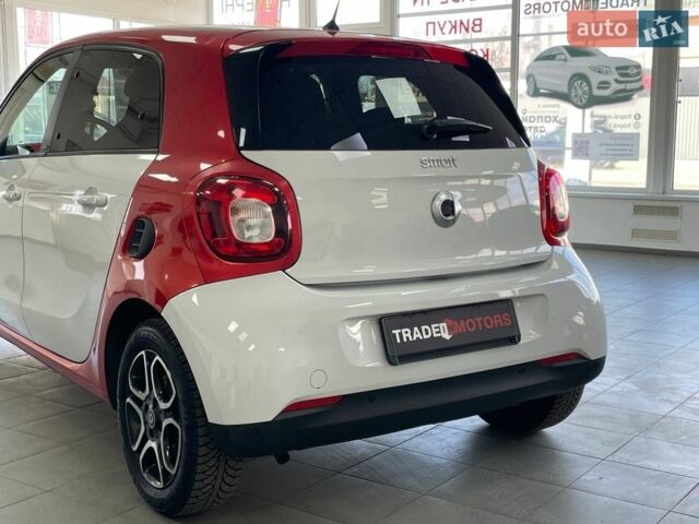 Червоний Смарт Forfour, об'ємом двигуна 0.9 л та пробігом 140 тис. км за 9490 $, фото 9 на Automoto.ua