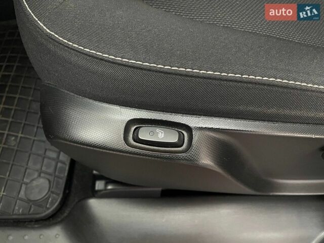Червоний Смарт Forfour, об'ємом двигуна 0.9 л та пробігом 140 тис. км за 7990 $, фото 18 на Automoto.ua