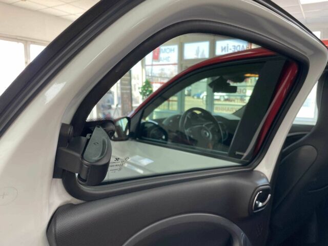 Червоний Смарт Forfour, об'ємом двигуна 0.9 л та пробігом 140 тис. км за 8990 $, фото 18 на Automoto.ua