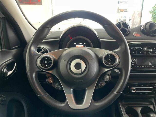 Червоний Смарт Forfour, об'ємом двигуна 0.9 л та пробігом 140 тис. км за 8990 $, фото 9 на Automoto.ua