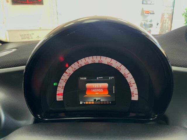 Червоний Смарт Forfour, об'ємом двигуна 0.9 л та пробігом 140 тис. км за 8990 $, фото 10 на Automoto.ua