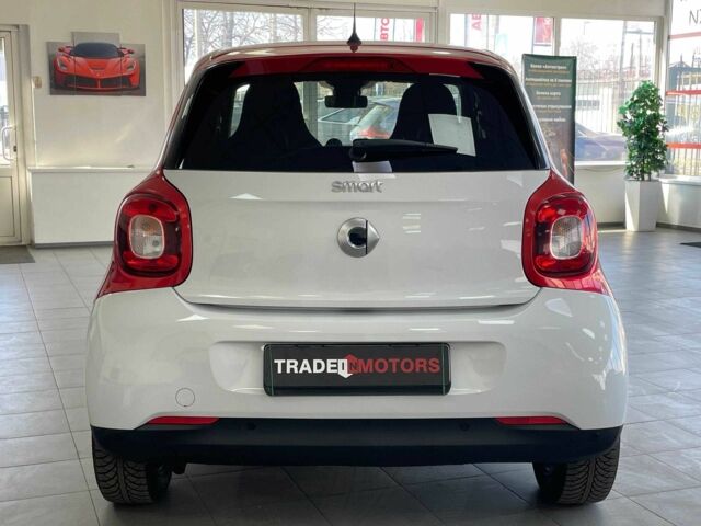 Червоний Смарт Forfour, об'ємом двигуна 0.9 л та пробігом 140 тис. км за 8990 $, фото 4 на Automoto.ua