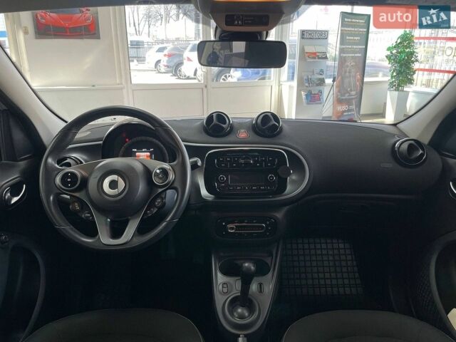 Червоний Смарт Forfour, об'ємом двигуна 0.9 л та пробігом 140 тис. км за 7990 $, фото 26 на Automoto.ua