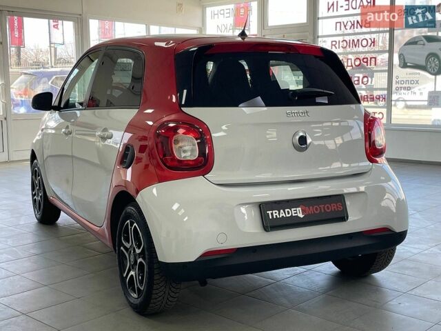 Червоний Смарт Forfour, об'ємом двигуна 0.9 л та пробігом 140 тис. км за 7990 $, фото 7 на Automoto.ua