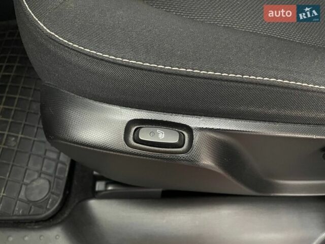 Червоний Смарт Forfour, об'ємом двигуна 0.9 л та пробігом 140 тис. км за 9490 $, фото 18 на Automoto.ua