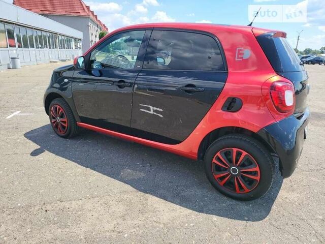 Червоний Смарт Forfour, об'ємом двигуна 0 л та пробігом 59 тис. км за 8700 $, фото 7 на Automoto.ua