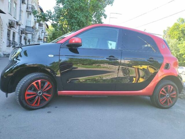 Червоний Смарт Forfour, об'ємом двигуна 0 л та пробігом 59 тис. км за 8700 $, фото 5 на Automoto.ua