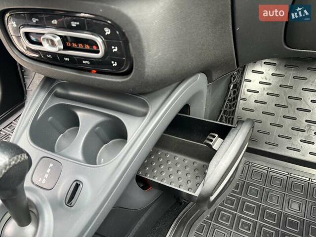 Червоний Смарт Forfour, об'ємом двигуна 0.9 л та пробігом 50 тис. км за 11600 $, фото 23 на Automoto.ua